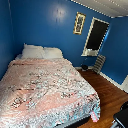 Fidelia Fuchsite Room, Queen Bed Minutes From Newark Liberty International Airport And Newark Penn Station Irvington Extérieur photo